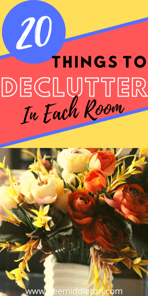 How to Declutter Your Holiday Decorations and Simplify Your Space