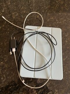 Declutter Cords and Electronics (5 Easy Steps) - declutter help, easy house cleaning, declutter checklist, declutter list, getting organized at home, start decluttering, decluttering inspiration, clutter control, declutter challenge