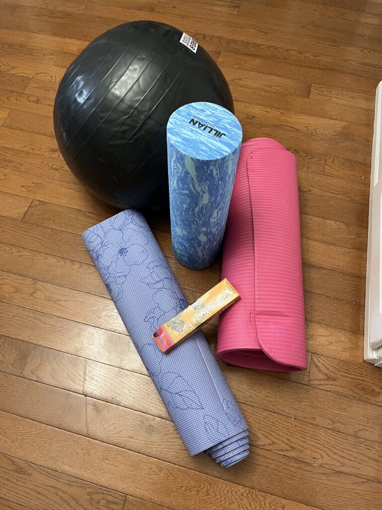 A Guide to Decluttering Your Fitness Gear: 9 Useful Tips