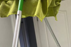 10 Easy Cleaning Hacks for Your Living Room