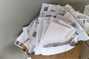 10 Easy Cleaning Hacks for Your Home Office