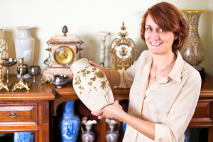 6 Things That Make Your Living Room Look Cluttered